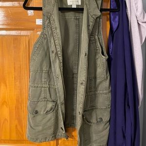 Dark green cargo vest